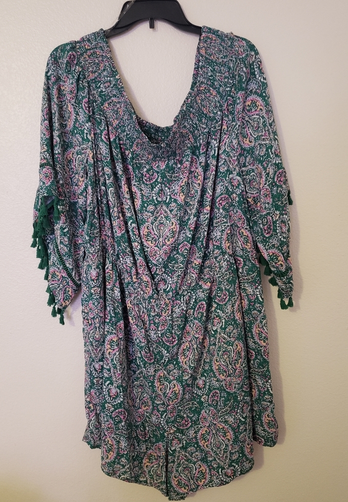 Super cute off the shoulder romper